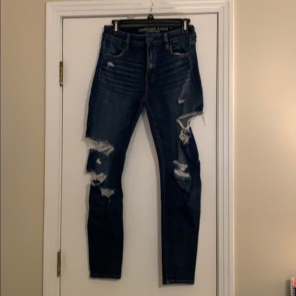 American Eagle Outfitters Denim - Too big. Like new American Eagle Hi-rise jegging.